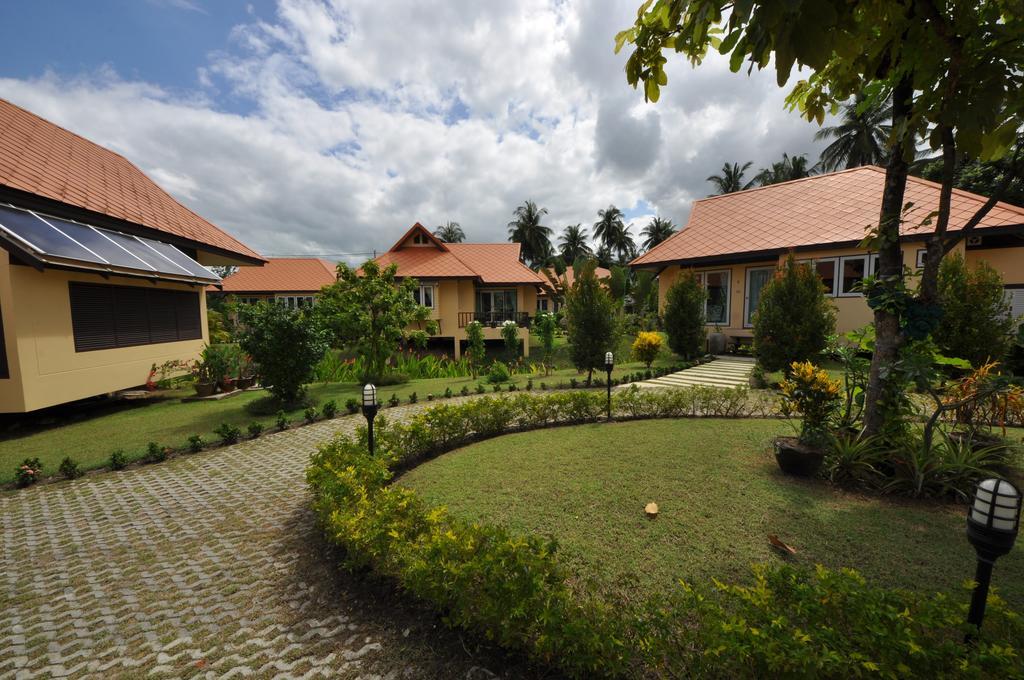 Maeklong Marina Resort Ratchaburi Ngoại thất bức ảnh