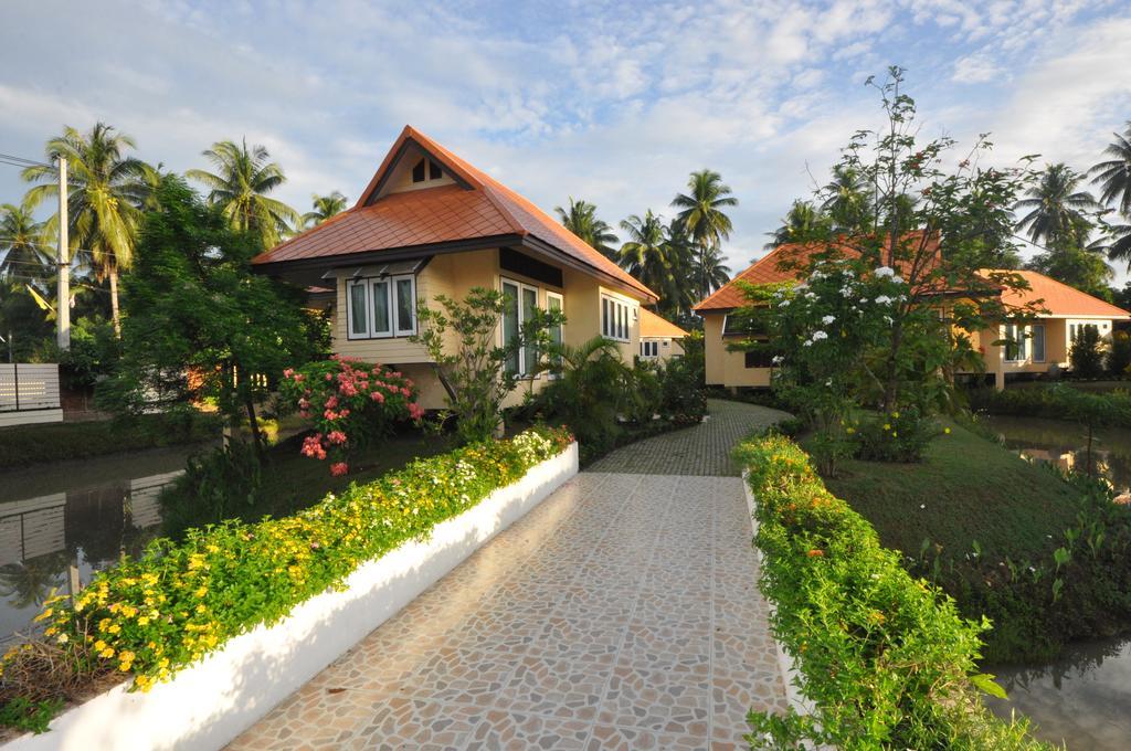 Maeklong Marina Resort Ratchaburi Ngoại thất bức ảnh
